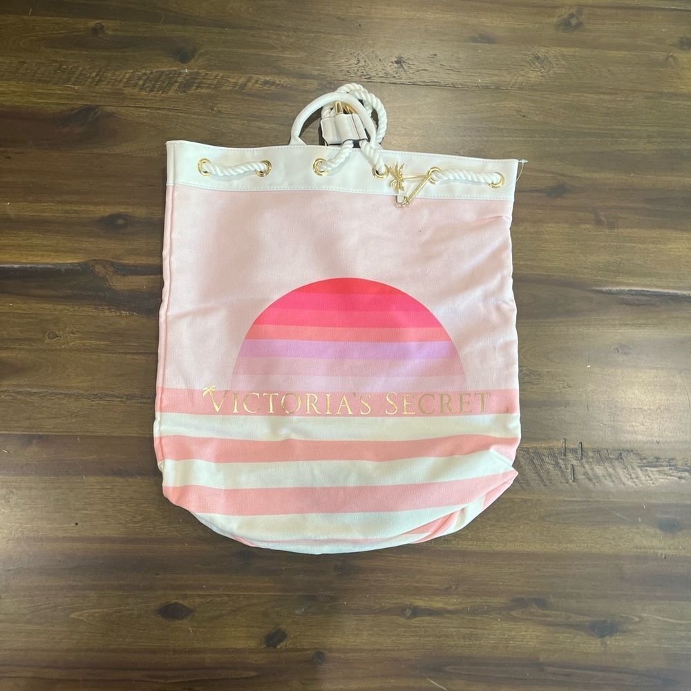 NWOT Victoria's Secret Beach Drawstring Backpack